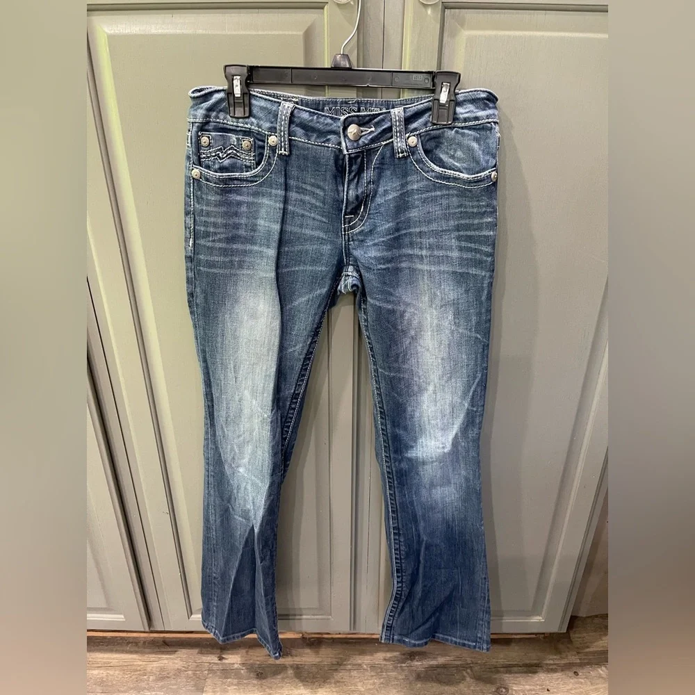 Miss Me Jeans - Picture 1 of 5